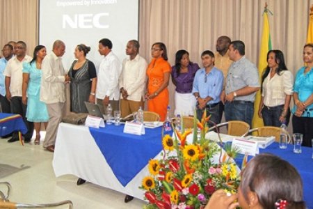 Se puso en marcha plan para reducir el desempleo en Buenaventura