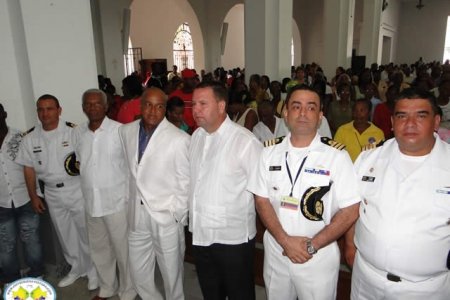 La comunidad asistió masivamente a la Misa Concelebrada por los 470 años de la ciudad, en la catedral se premió a los mejores de la balsada