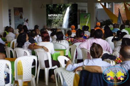 Ven a Buenaventura Naturaleza en Esplendor y Paraíso de Ballenas