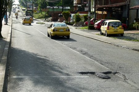 Obras de recuperación de la Autopista Simón Bolívar deben cumplir con las especificaciones técnicas o no serán recibidas