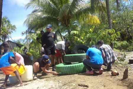 La Fundación Una Sonrisa para el Niño Rural entrega parque en Las Contras