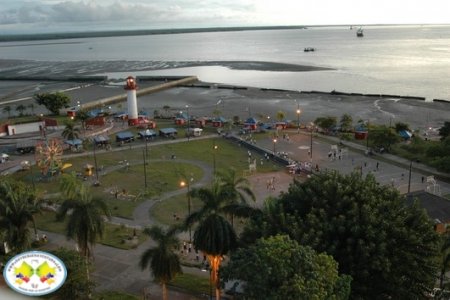 LA CÁMARA DE COMERCIO DE BUENAVENTURA COORDINA JORNADA DE ASEO PARA EL PARQUE NÉSTOR URBANO TENORIO
