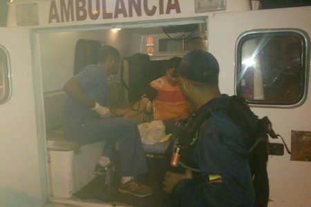 Fuerza Naval del Pacífico evacua pescador ecuatoriano