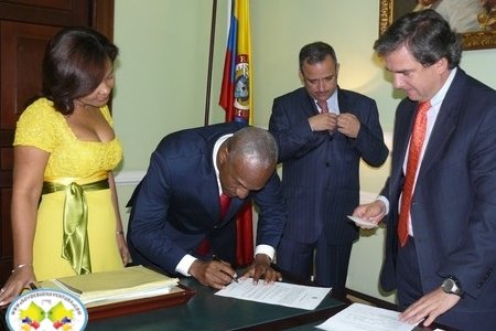 El Lic. Hemel Hurtado tomó posesión como Representante a la Cámara por el Valle del Cauca