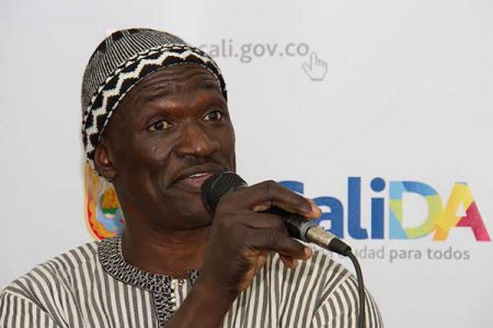 Acordes de príncipe senegalés engalanan el Petronio Álvarez