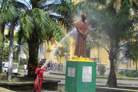 La oficina de Control Físico recupera el parque Gerardo Valencia Cano