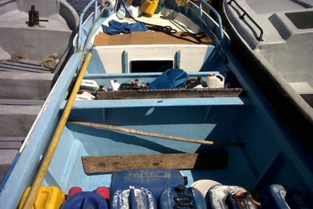 Retenida embarcación ecuatoriana en aguas colombianas