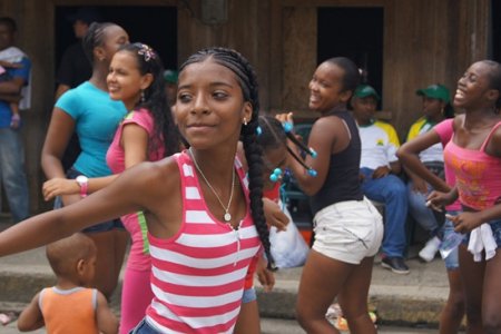 Se realizará rumba terapia para las mujeres
