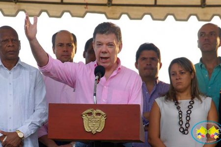 Vamos a intervenir Hidropacífico: Presidente Santos