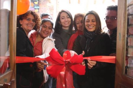 Desmovilizados en Proceso de Reintegración serán tutores en centro de cómputo