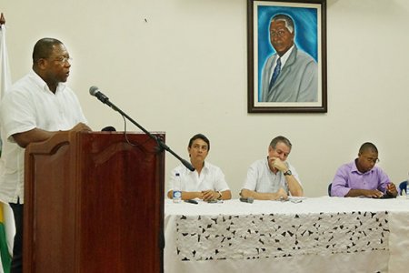 Foro debate en Unipacífico planteó perspectivas sobre el ordenamiento territorial del Distrito de Buenaventura