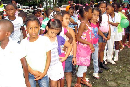 Más de 500 niños y niñas de Buenaventura participaron del lanzamiento de las Vacaciones Recreativas 2013