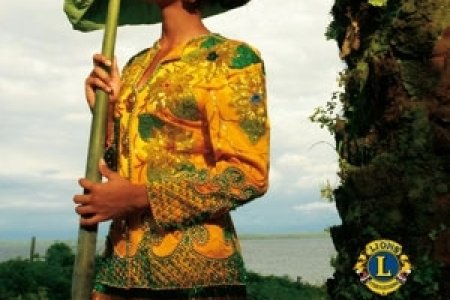 Carlos Arturo Zapata desfila su Colección Primavera Verano 2010 este viernes 4 de diciembre