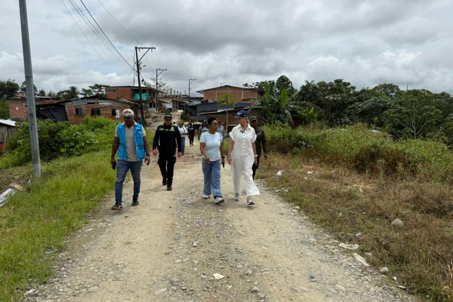 La Gobernación del Valle continúa acompañamiento a familias afectadas por el sismo en Buenaventura