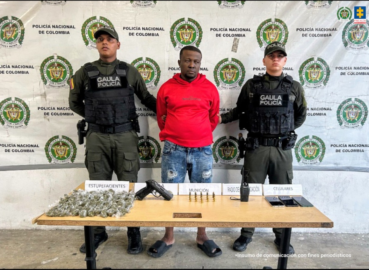 Hombre fue enviado a prisión tras hallazgo de armas y estupefacientes en su vivienda en Buenaventura