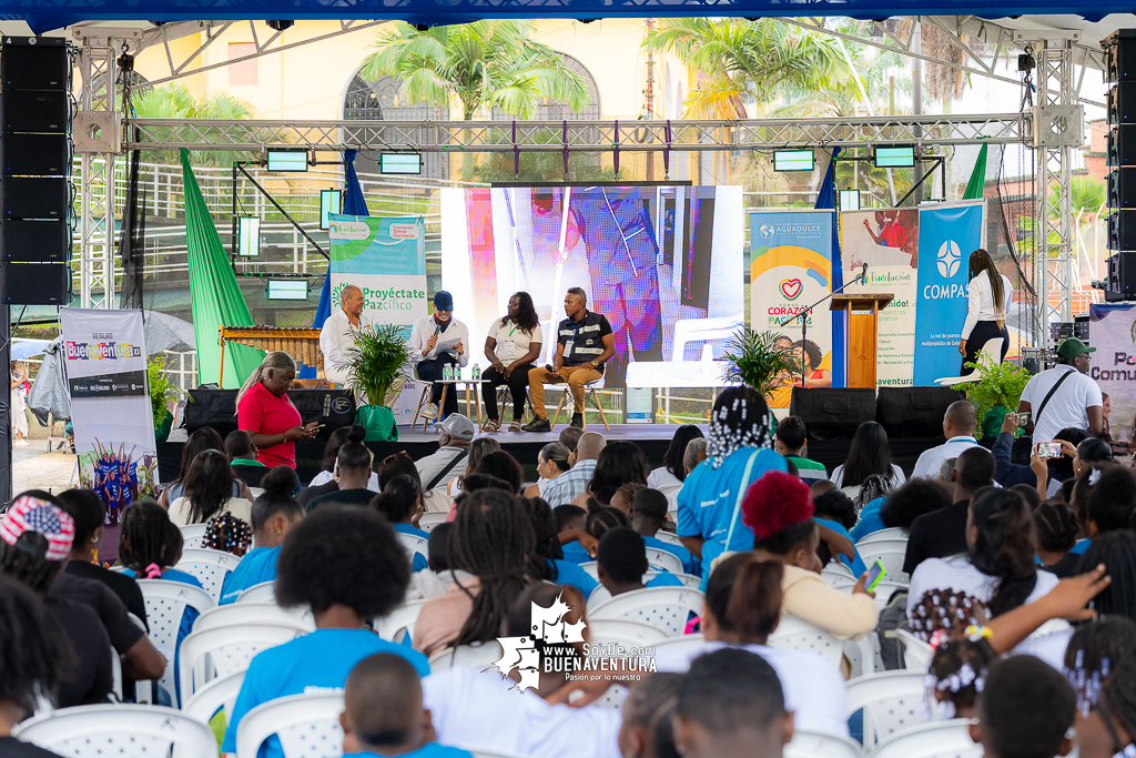 La Fundación Puerto Aguadulce Compas realiza la cuarta feria de emprendimientos con 24 iniciativas comunitarias de Buenaventura