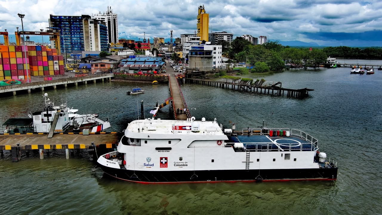 La DIMAR habilitó su muelle en Buenaventura para operación de buque hospital Benkos Biohó que atenderá a comunidades afectadas por el sismo del 10 de agosto de 2026