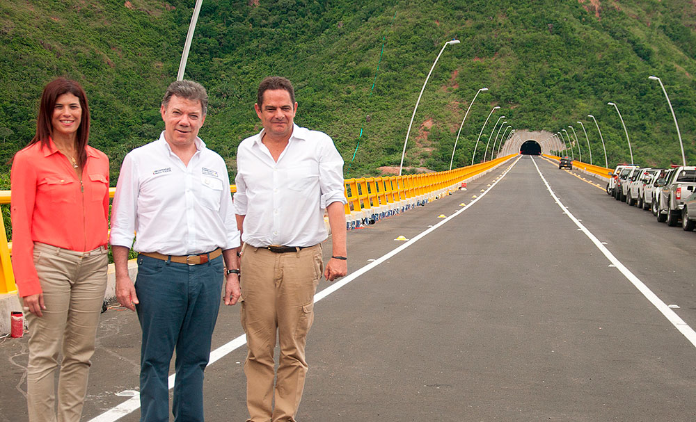 En el Día de la Infraestructura, Presidente y Vicepresidente inauguraron el túnel y el viaducto de Gualanday