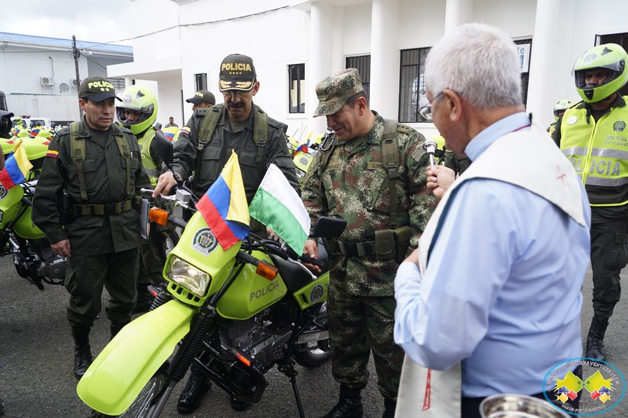 100 motocicletas fueron entregadas al Distrito Especial de Policía  Buenaventura