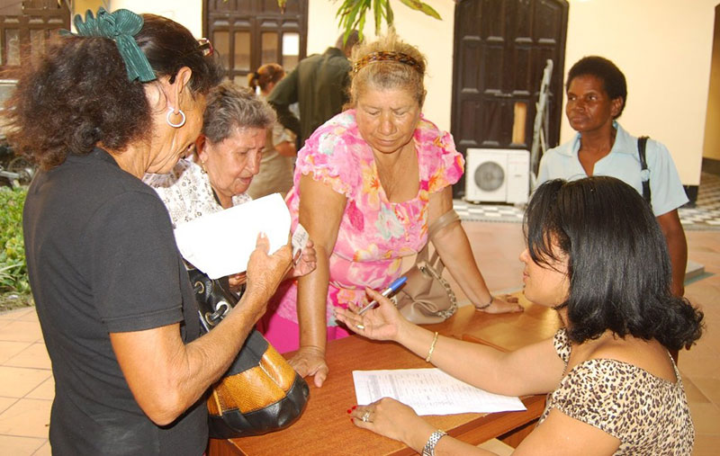 Subsidios para adultos mayores están en riesgo de perderse sin no son cobrados: alerta la Personería de Buenaventura