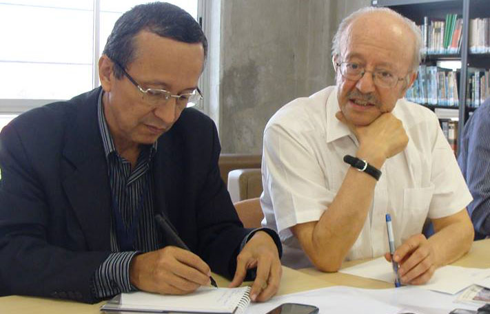 Grandes ense&ntilde;anzas deja Javier Darío Restrepo en conversatorio del Círculo de Periodistas de Cali