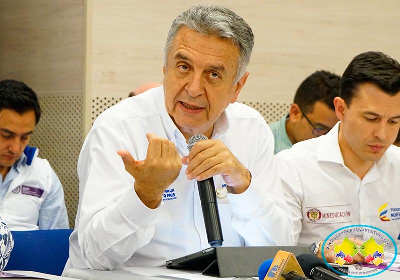 Gobierno evaluó compromisos en materia de empleo en Buenaventura