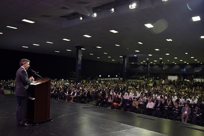 Presidente Santos pide a nuevos alcaldes y gobernadores coordinar y priorizar proyectos con el Gobierno Nacional