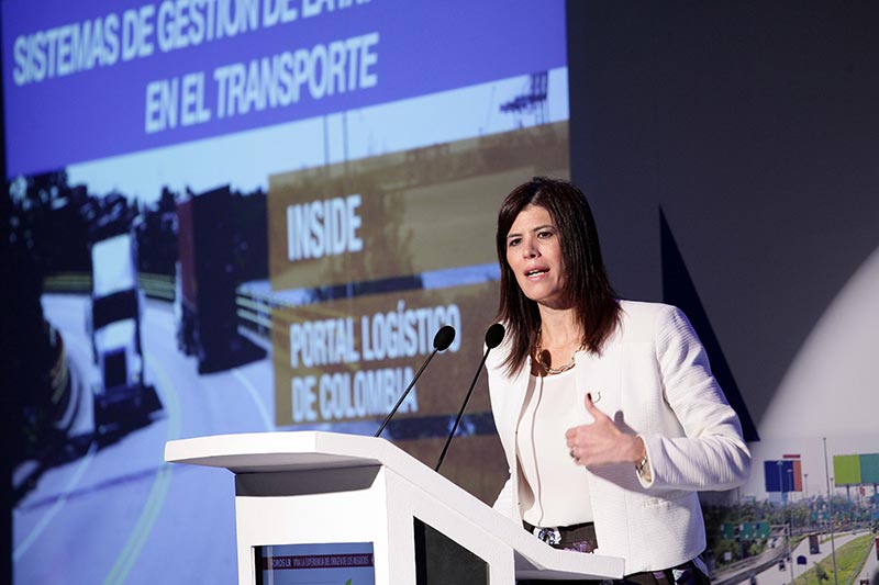 Mintransporte apuesta por una movilidad moderna, sostenible y segura