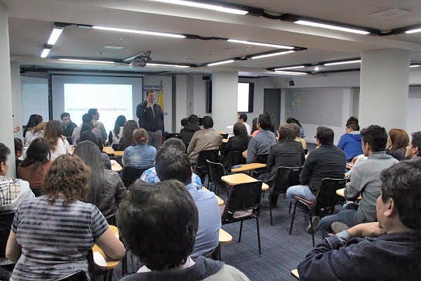 2.980 aspirantes a cargos de libre nombramiento y remoción en el Gobierno presentaron pruebas de meritocracia en 2015