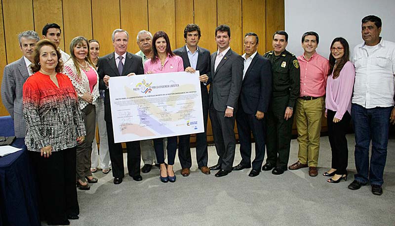 Firman pacto para que corredor Bogotá - Buenaventura opere 24 horas
