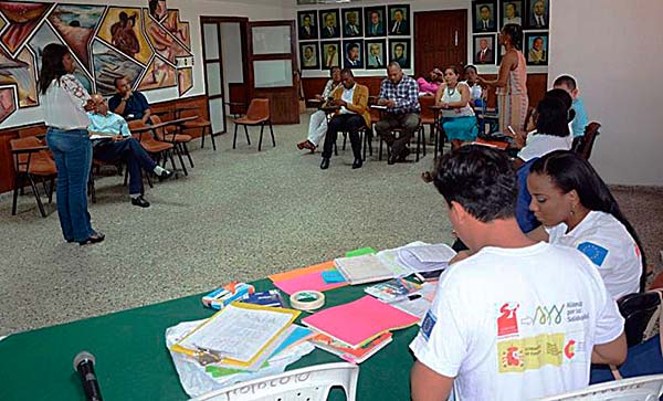 Funcionarios de la Administración Distrital de Buenaventura recibieron capacitación sobre Ley de Víctimas