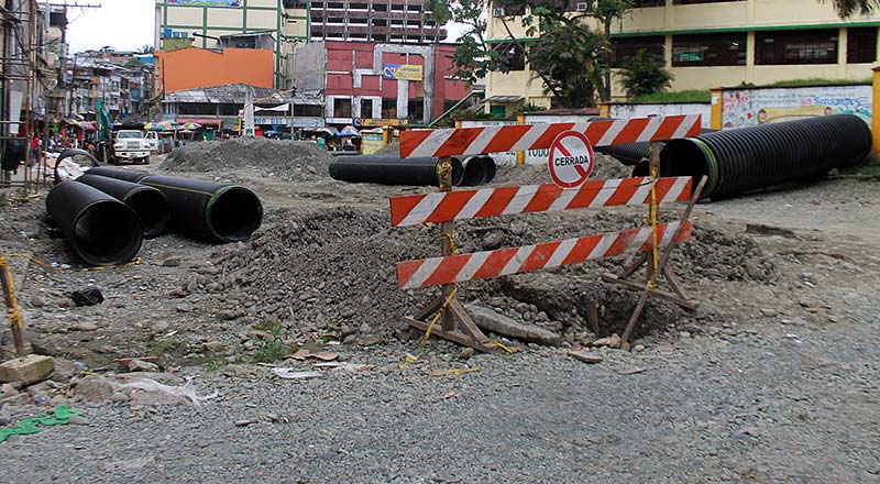 Hidropacífico entregó tuberías de alcantarillado para obras de la Calle 5ta