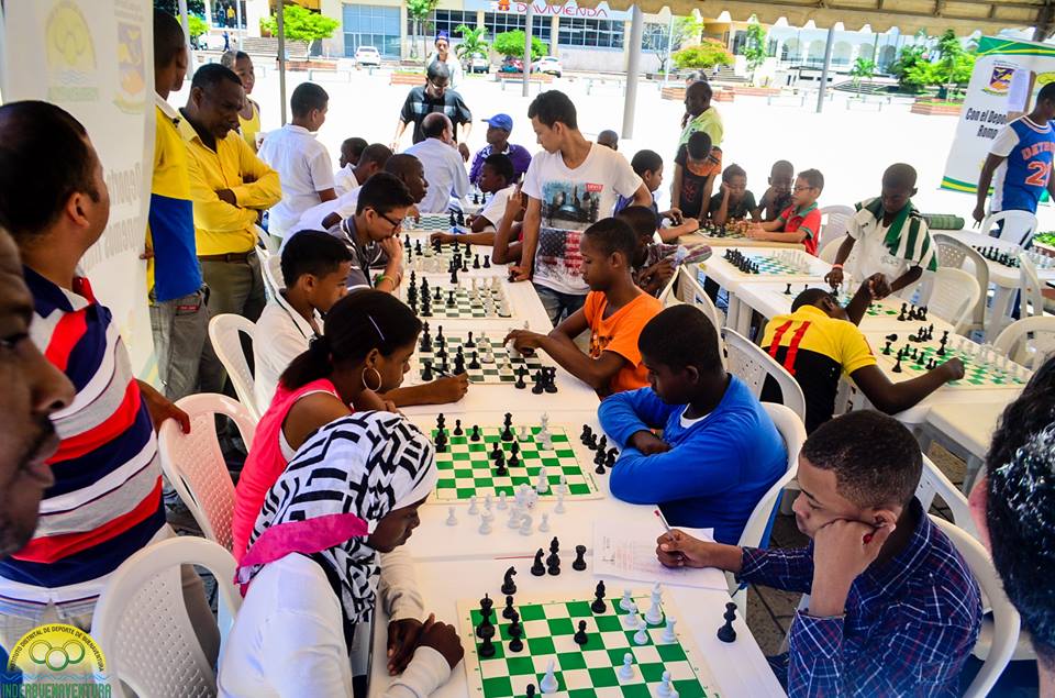 Con éxito se desarrolló el Torneo Distrital de Ajedrez