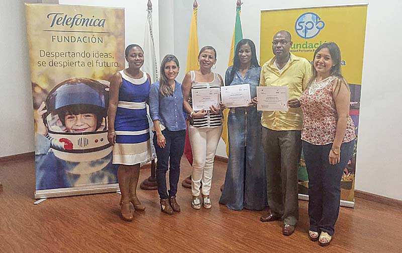 596 maestros finalizaron proyecto de formación y apropiación de las tic en Buenaventura