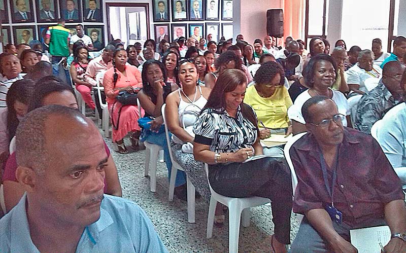 Funcionarios de la Gobernación del Valle dictaron capacitación sobre control interno a funcionarios de la Alcaldía de Buenaventura y directivos  docentes