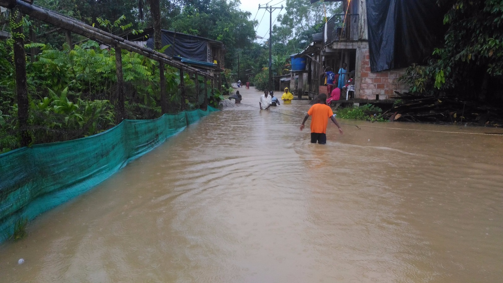Alerta por creciente del río Dagua en el corregimiento de Zacarías en Buenaventura