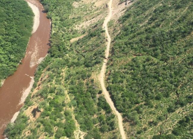 Enormes grietas en monta&ntilde;as muestran magnitud de sismos en el Municipio de Colombia, Huila