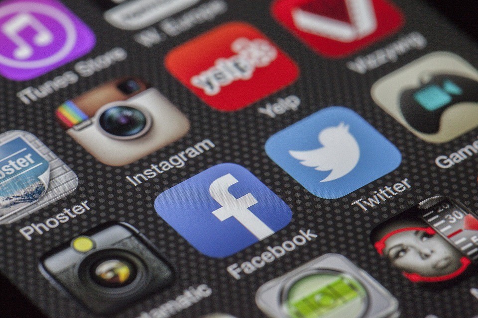 Cómo descargar vídeos de Facebook desde el móvil