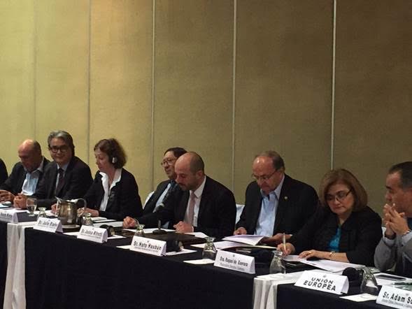Colombia y El Salvador consolidan cooperación técnica para la reconciliación y la paz