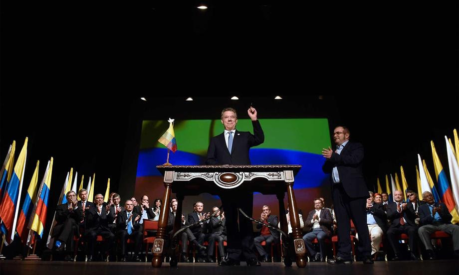 Presidente Santos invita a un gran acuerdo nacional para la implementación de la paz
