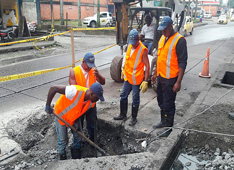 Hidropacífico finalizó reparación de fuga en tubería matriz de 24 pulgadas frente al barrio Palo Seco