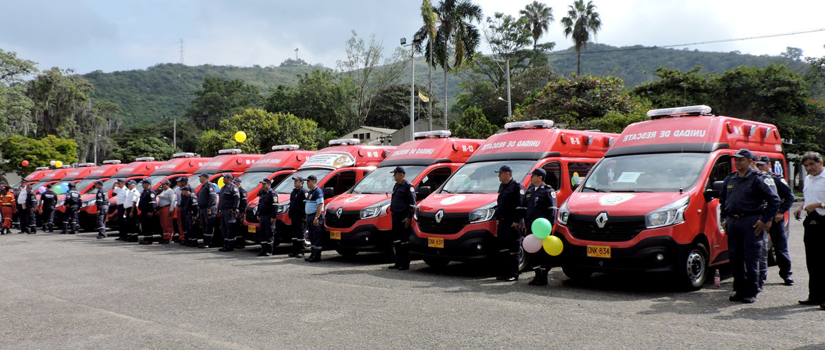 Apoyo con parque automotor entregó la Gobernadora Dilian en Buga para la seguridad del Departamento