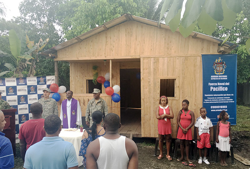 La Armada Nacional ha apoyado diferentes instituciones en entrega de regalos para navidad y a&ntilde;o nuevo