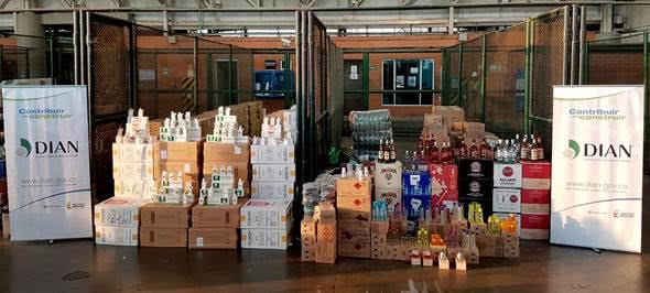 Dian aprehende cerca de 2.200 millones de pesos en mercancía de contrabando en Buenaventura