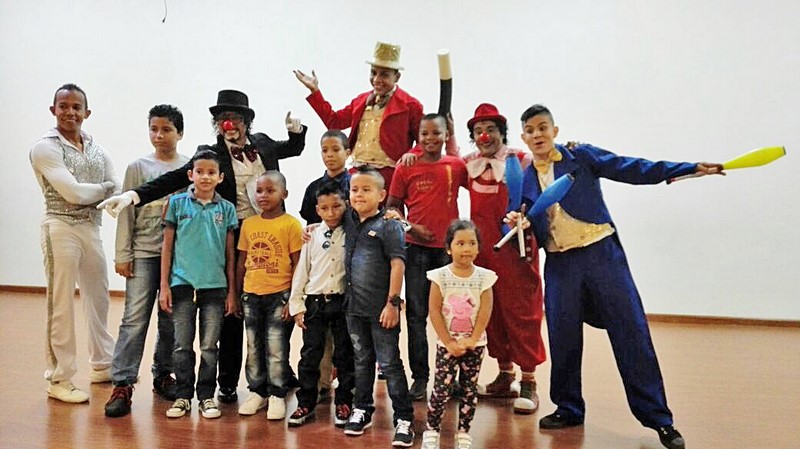 Con éxito se realizó presentación de obra teatral “El Mini Circo” en Comfenalco Valle