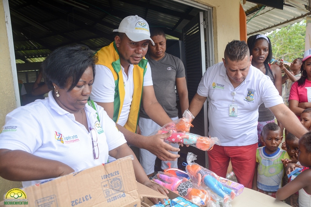 Inderbuenaventura entregó más de 15 mil regalos en el mes de la ni&ntilde;ez