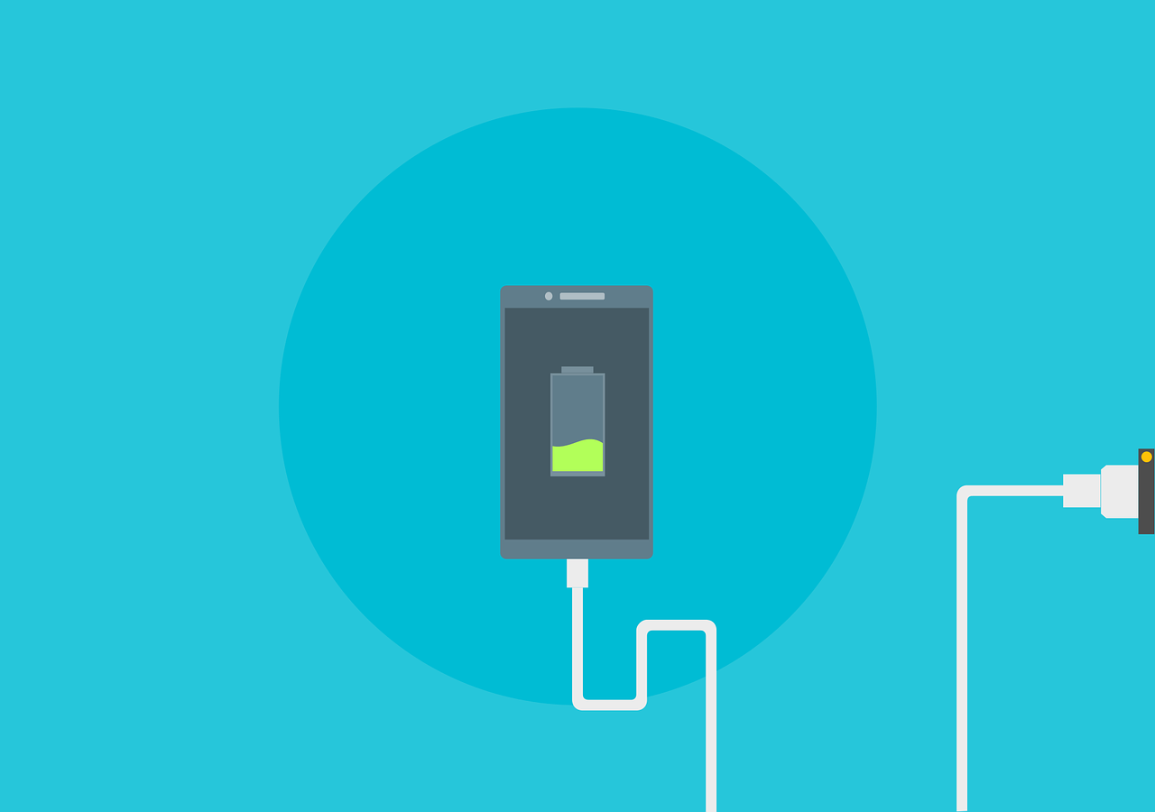 ¿Sufre la batería de un teléfono por cargarla todas las noches?