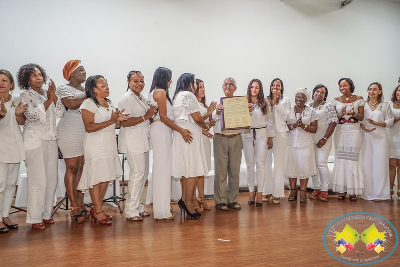 Mujeres por la Paz realizaron homenaje a Monse&ntilde;or Héctor Epalza
