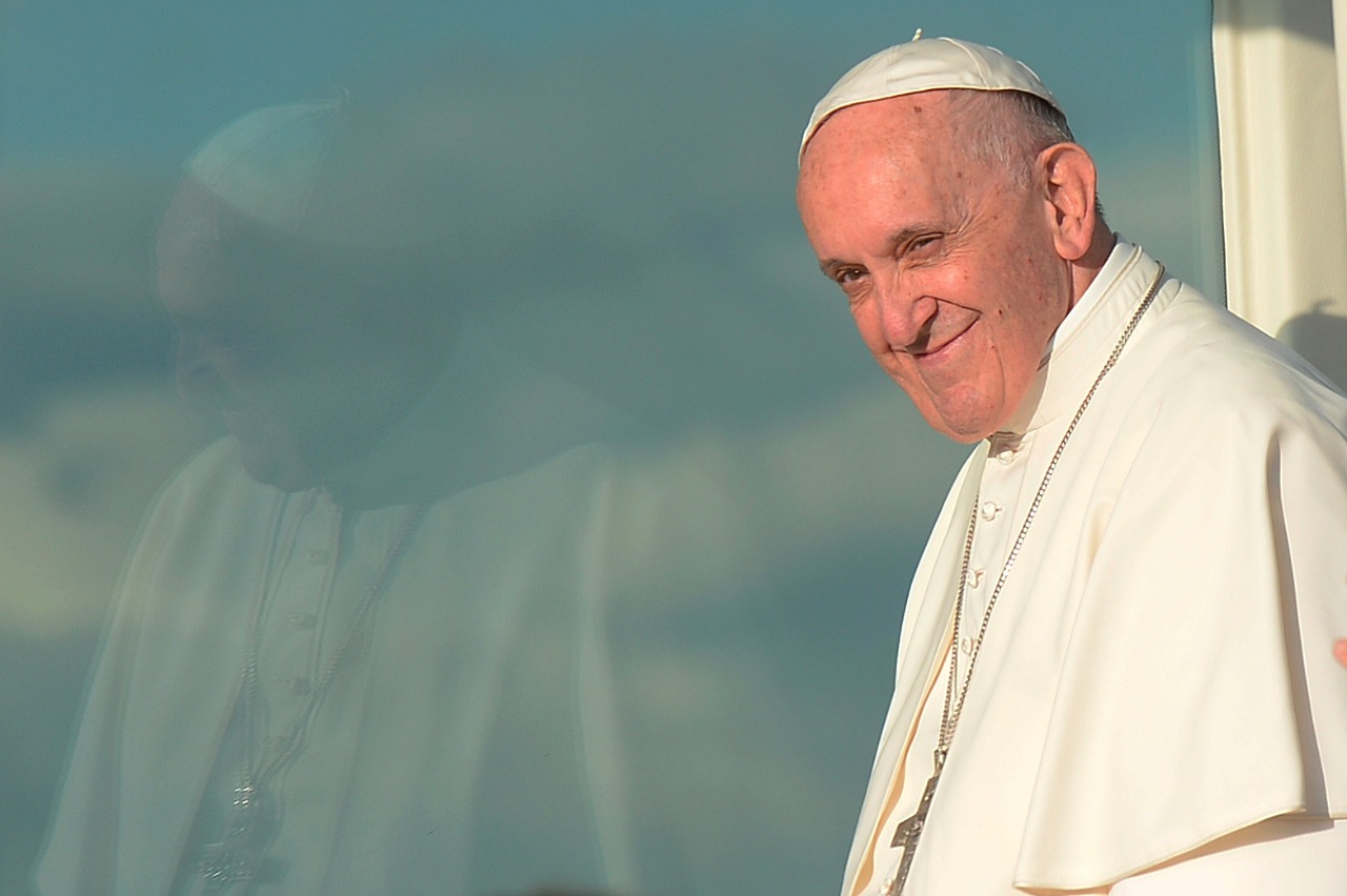 El Papa Francisco llegó a Colombia