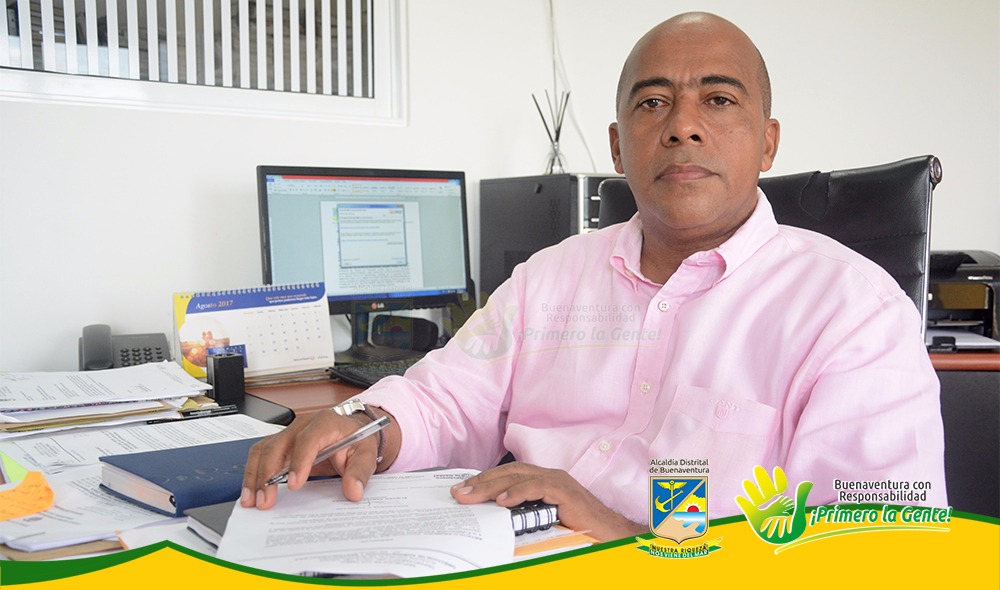Segundo Bayron Angulo Rosero tomó posesión como Jurídico de la Alcaldía de Buenaventura